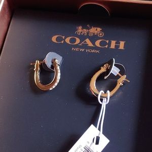 NEW COACH HOOP CRYSTAL GOLD TONE EARRINGS IN BOX